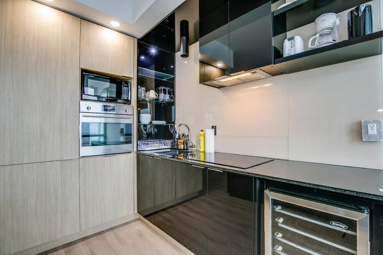 Temperance Skyview Suites By Sts 0*, Toronto