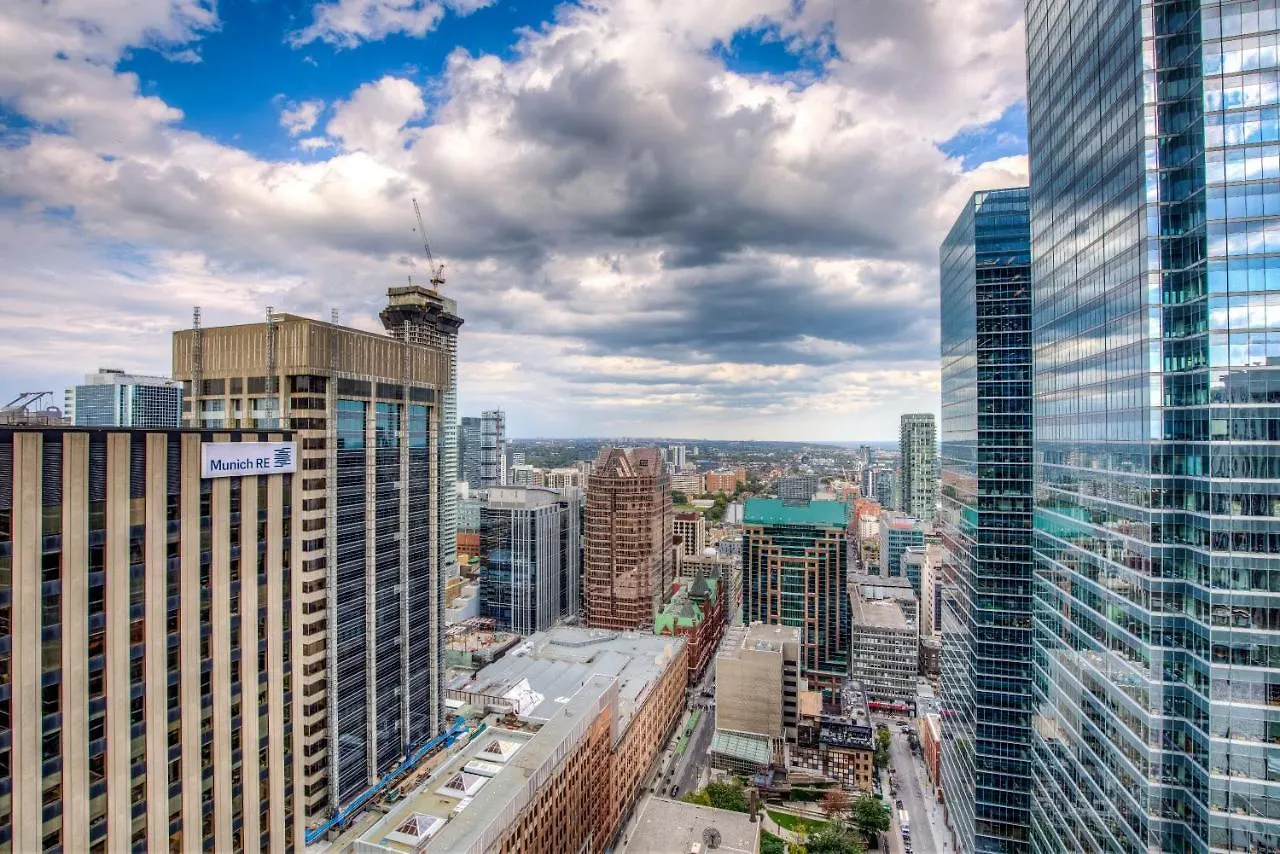 Temperance Skyview Suites By Sts Toronto